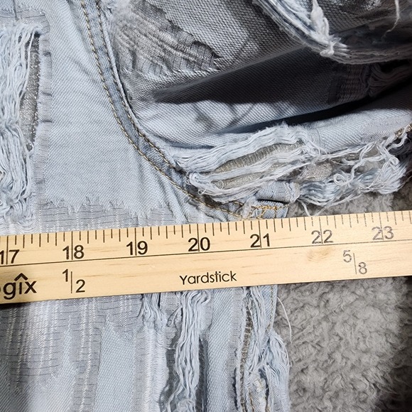 True Religion Denim Jacket‎ Womens Size Large Distressed NWT - Picture 5 of 7